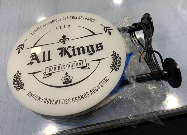 Exo-Signs_All-Kings_Drapeau-detail