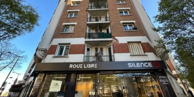 La façade finalement illuminée.