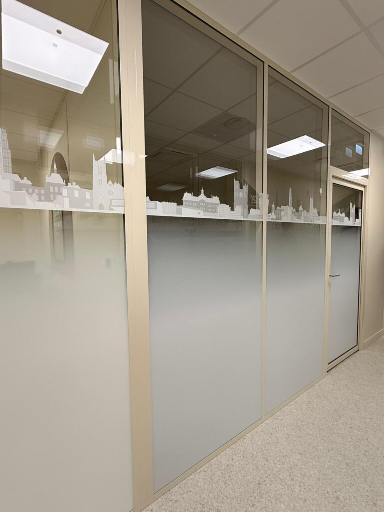 Vitrophanie agence Crédit Agricole de Montévrain