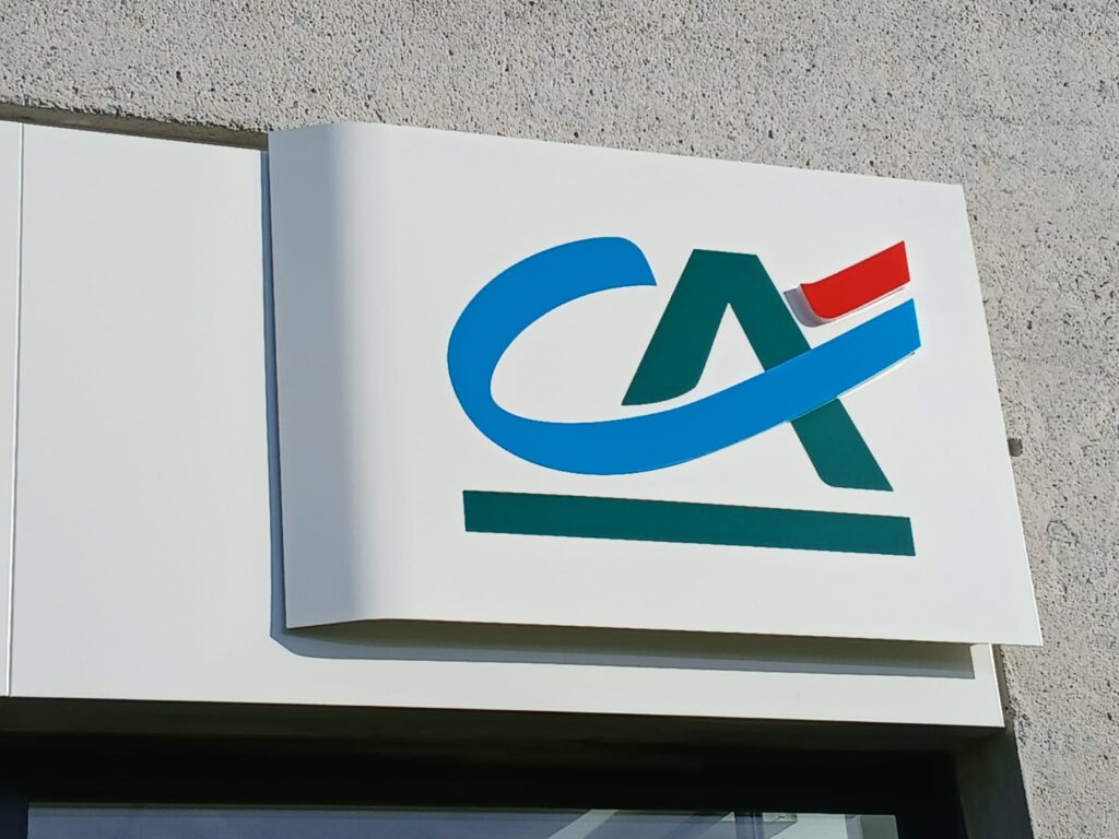 Enseignes Crédit Agricole Montévrain