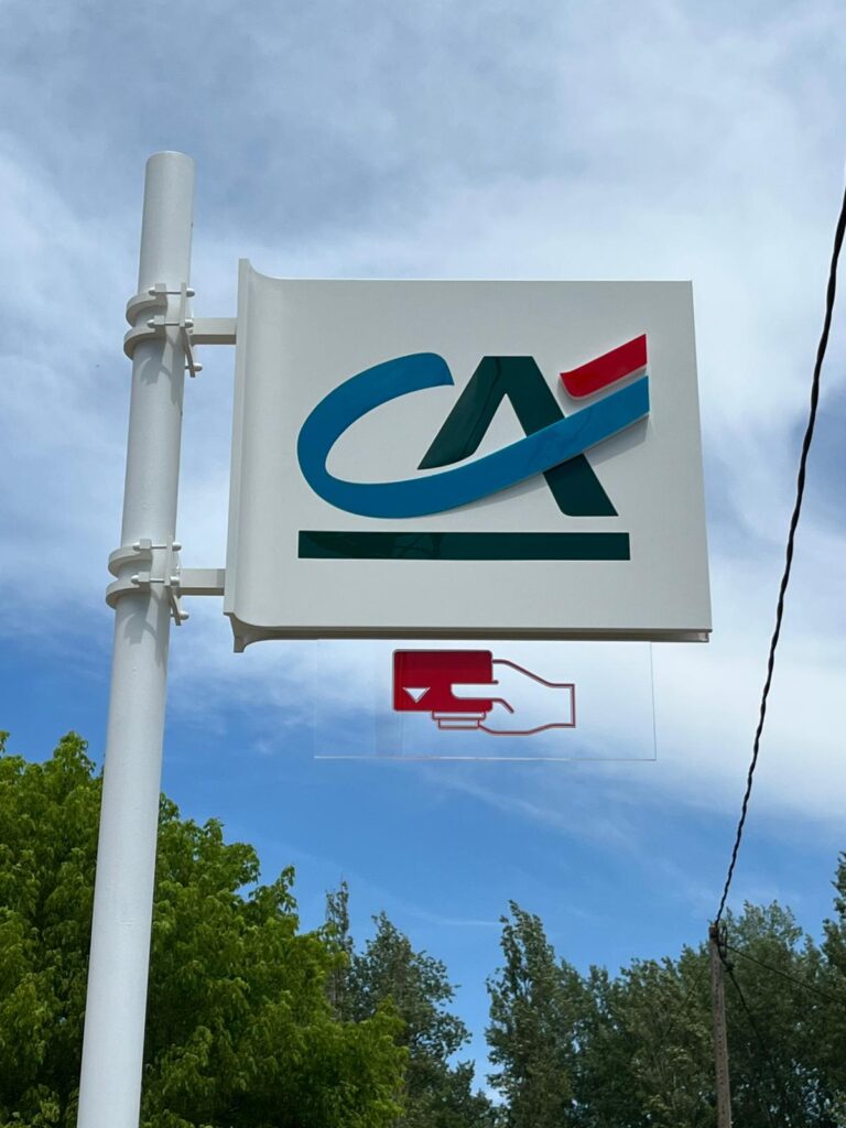 Enseignes Crédit Agricole St Pierre les Nemours